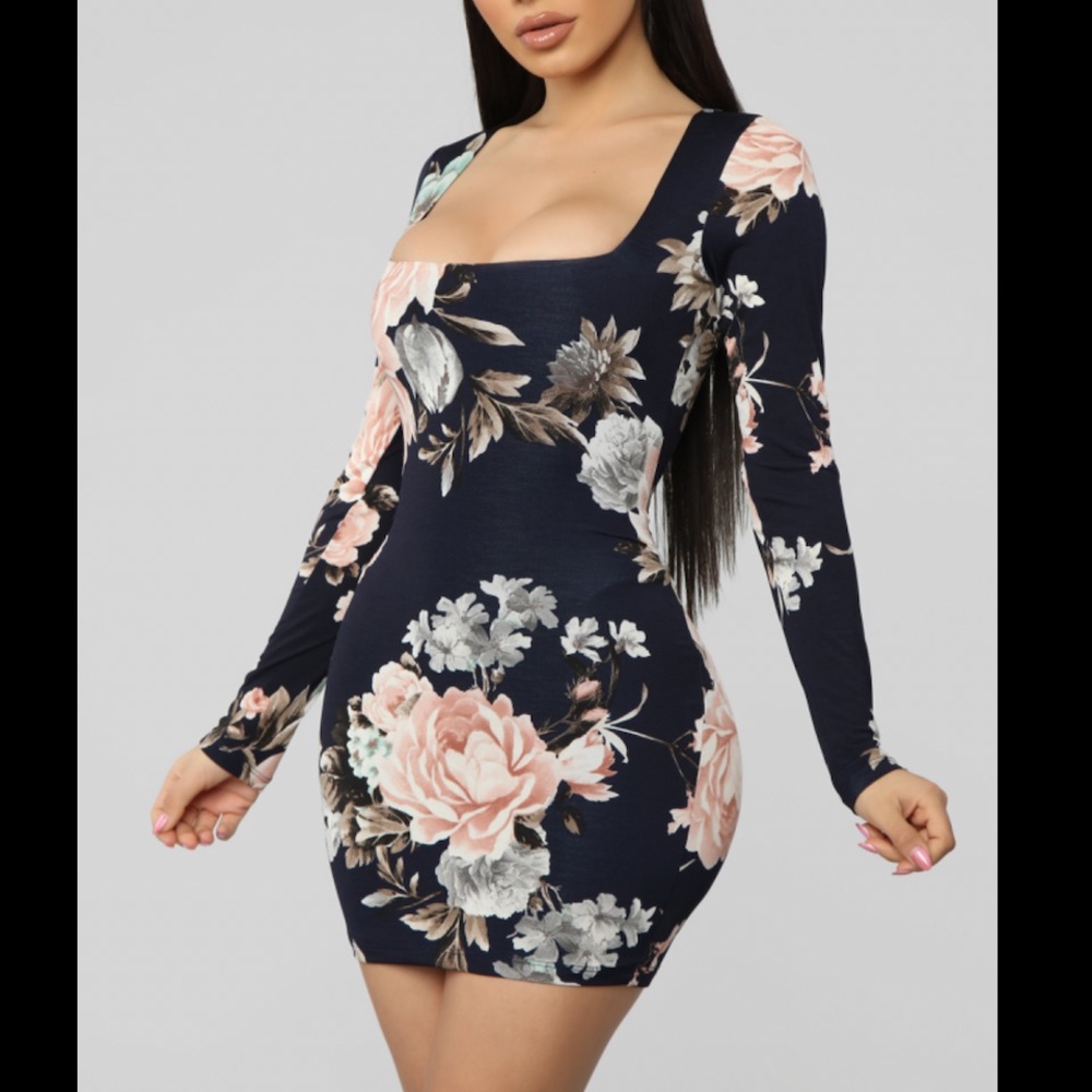 New✨Navy Floral Print•Mini Dress